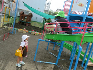 すべり台2.JPG