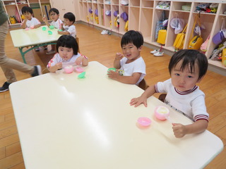 すみれアイス.JPG