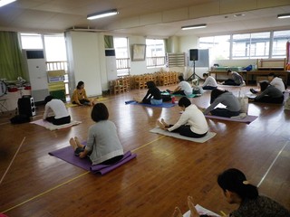 ヨガ2 (1).JPG