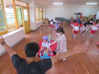少1.JPG
