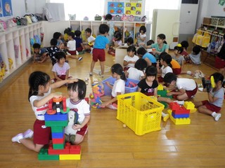 屋内あそび.JPG