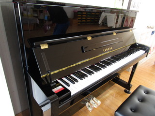 新ピアノ1.JPG