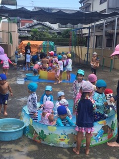 水遊び3.JPG