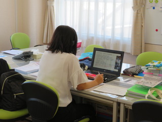 CR.JPG
